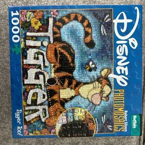 Disney Photomosaics Tigger Puzzle - Vibrant Colors